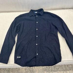 Men’s button down black shirt